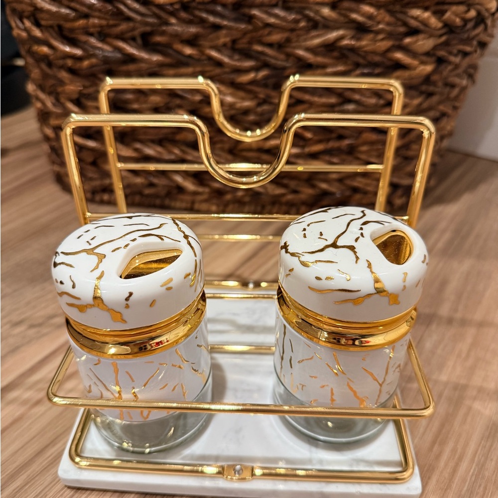 Salt & Pepper Shaker and Napkin Holder